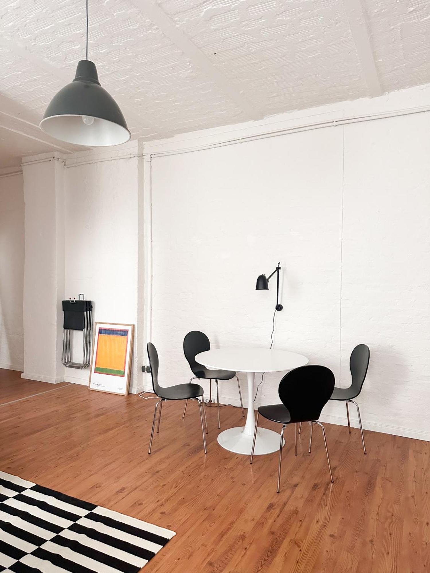 Apartamento Nook Design-apartments Mit Kueche, Duschbad, Neben U-bahn Station Aber Ruhig Gelegen Berlim