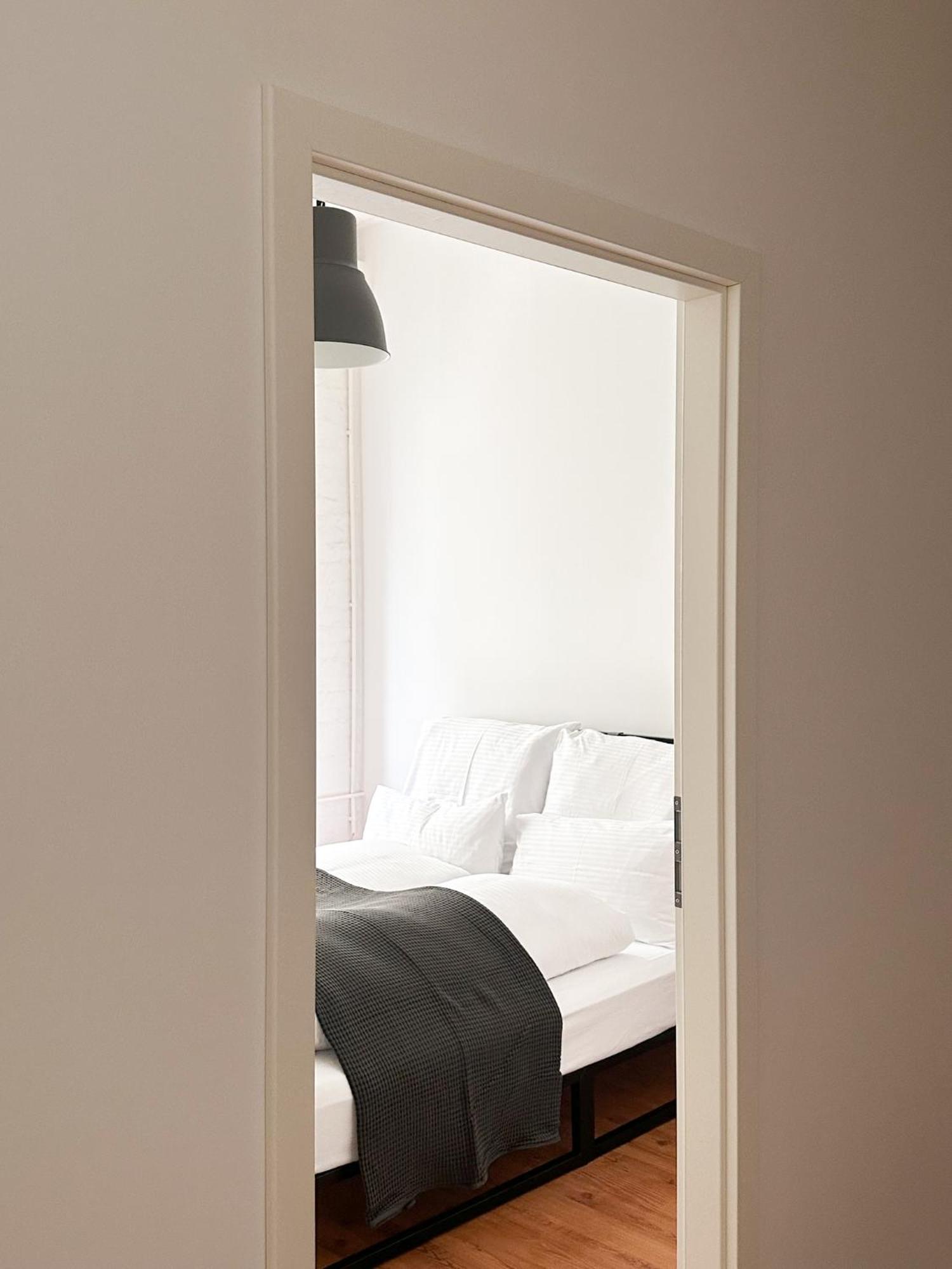 Apartamento Nook Design-apartments Mit Kueche, Duschbad, Neben U-bahn Station Aber Ruhig Gelegen Berlim