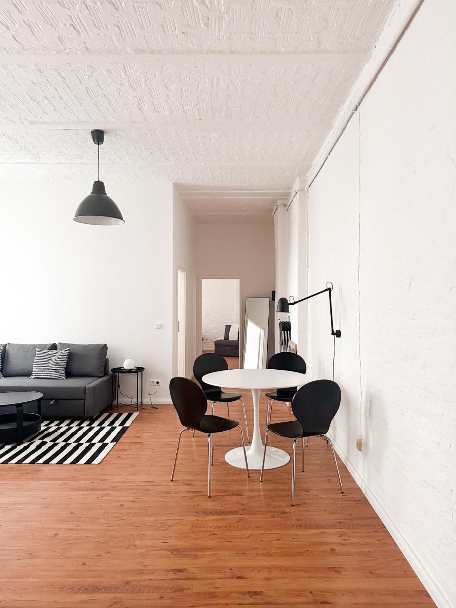 Nook Design-apartments Mit Kueche, Duschbad, Neben U-bahn Station Aber Ruhig Gelegen Apartamento *