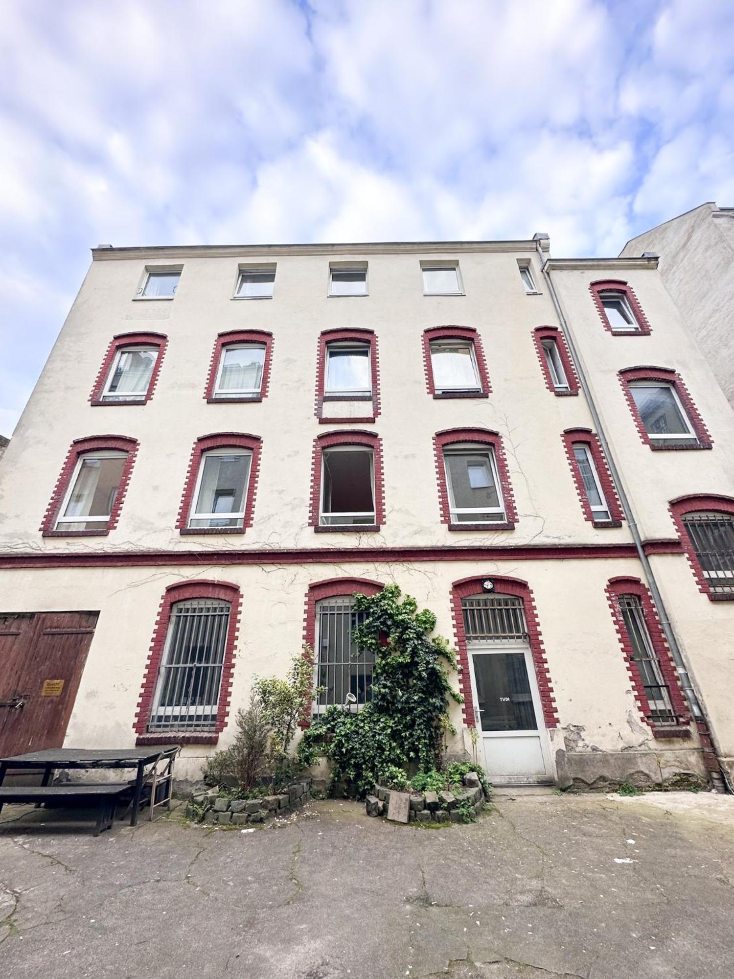 Apartamento Nook Design-apartments Mit Kueche, Duschbad, Neben U-bahn Station Aber Ruhig Gelegen