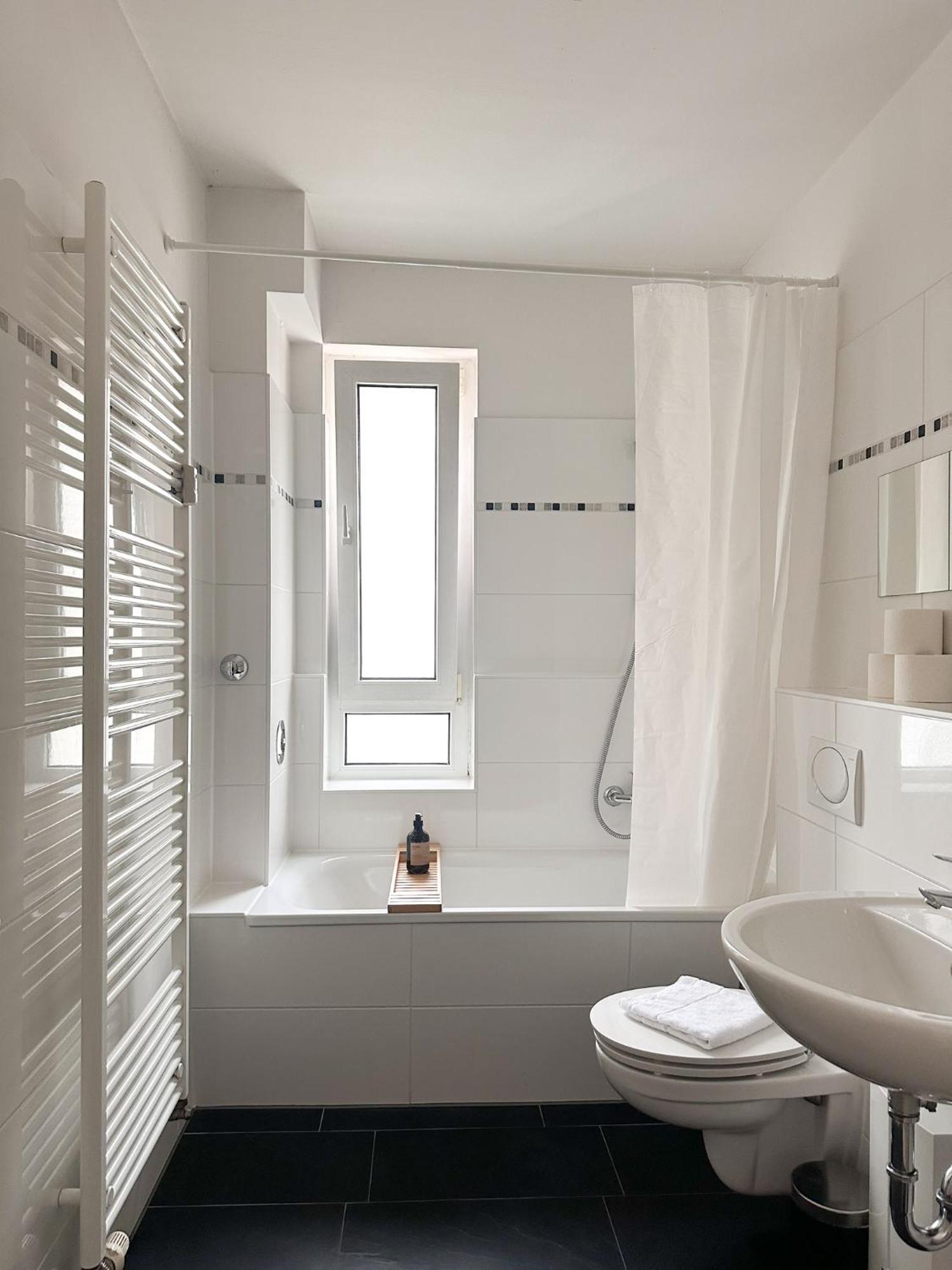 Apartamento Nook Design-apartments Mit Kueche, Duschbad, Neben U-bahn Station Aber Ruhig Gelegen Berlim