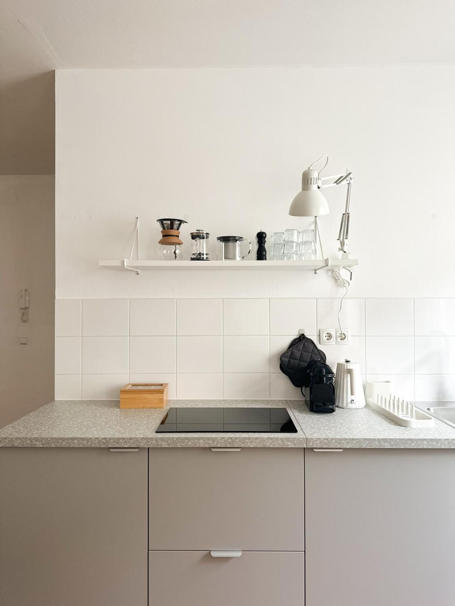 Nook Design-apartments Mit Kueche, Duschbad, Neben U-bahn Station Aber Ruhig Gelegen * Berlim