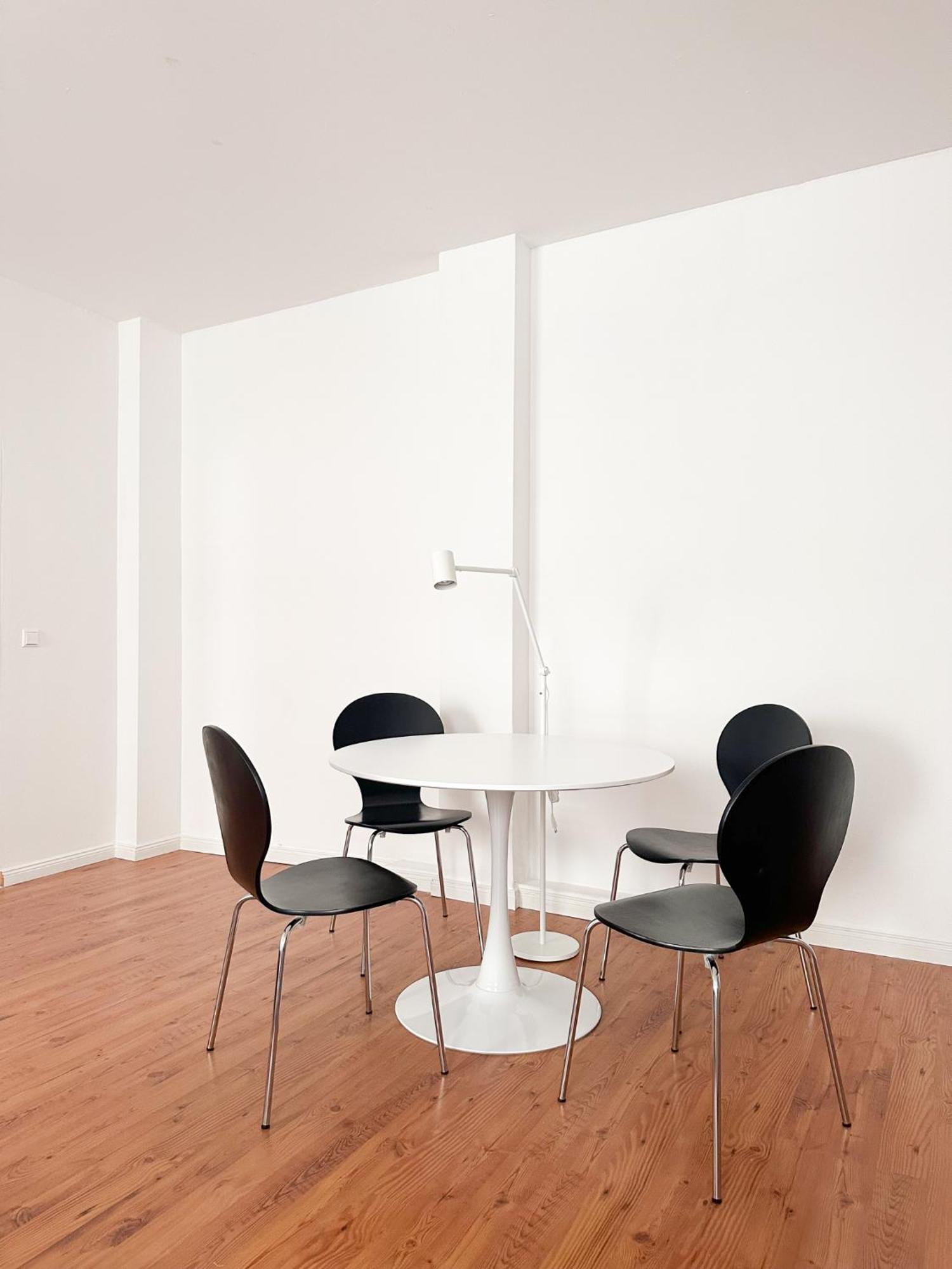 Nook Design-apartments Mit Kueche, Duschbad, Neben U-bahn Station Aber Ruhig Gelegen Apartamento *